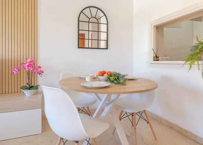 Center Lv ماربيا